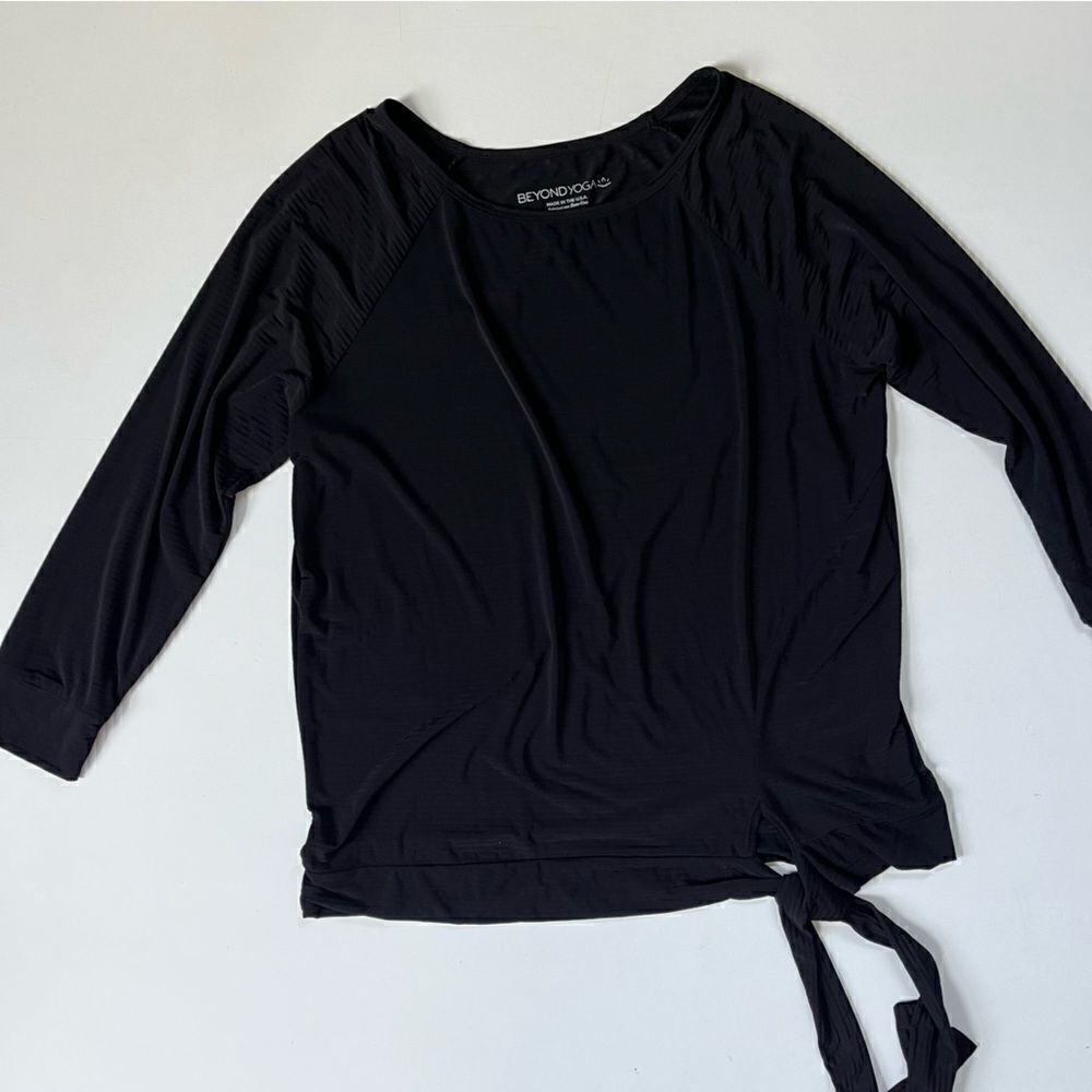 Beyond Yoga Side Tie Black Tee XS